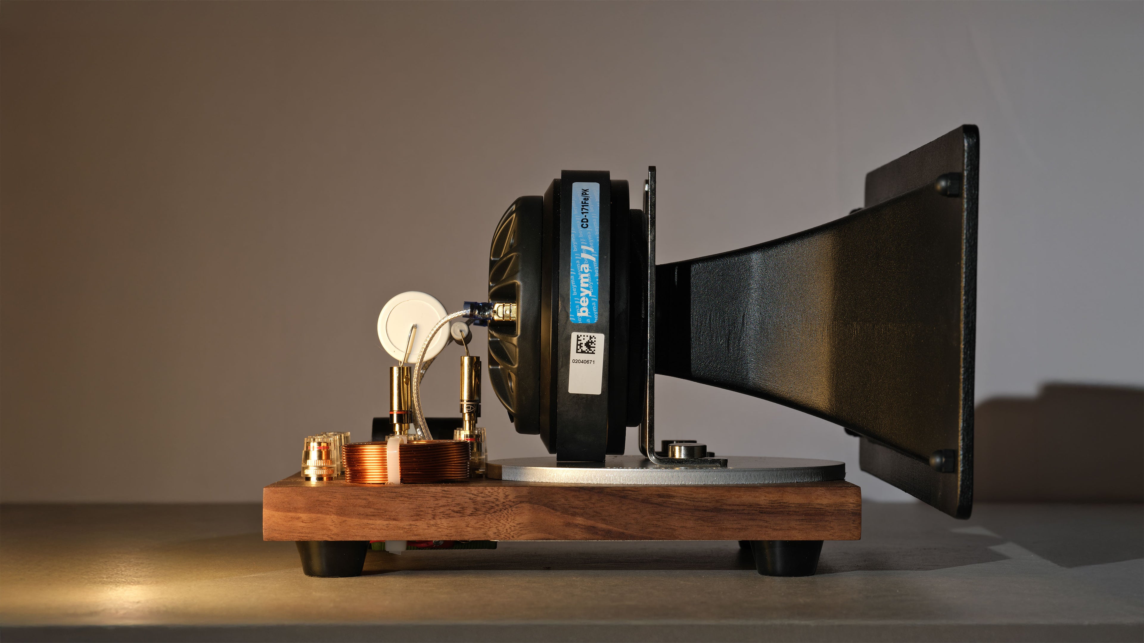 Horn X 2 Engine with complete crossover (PAIR)