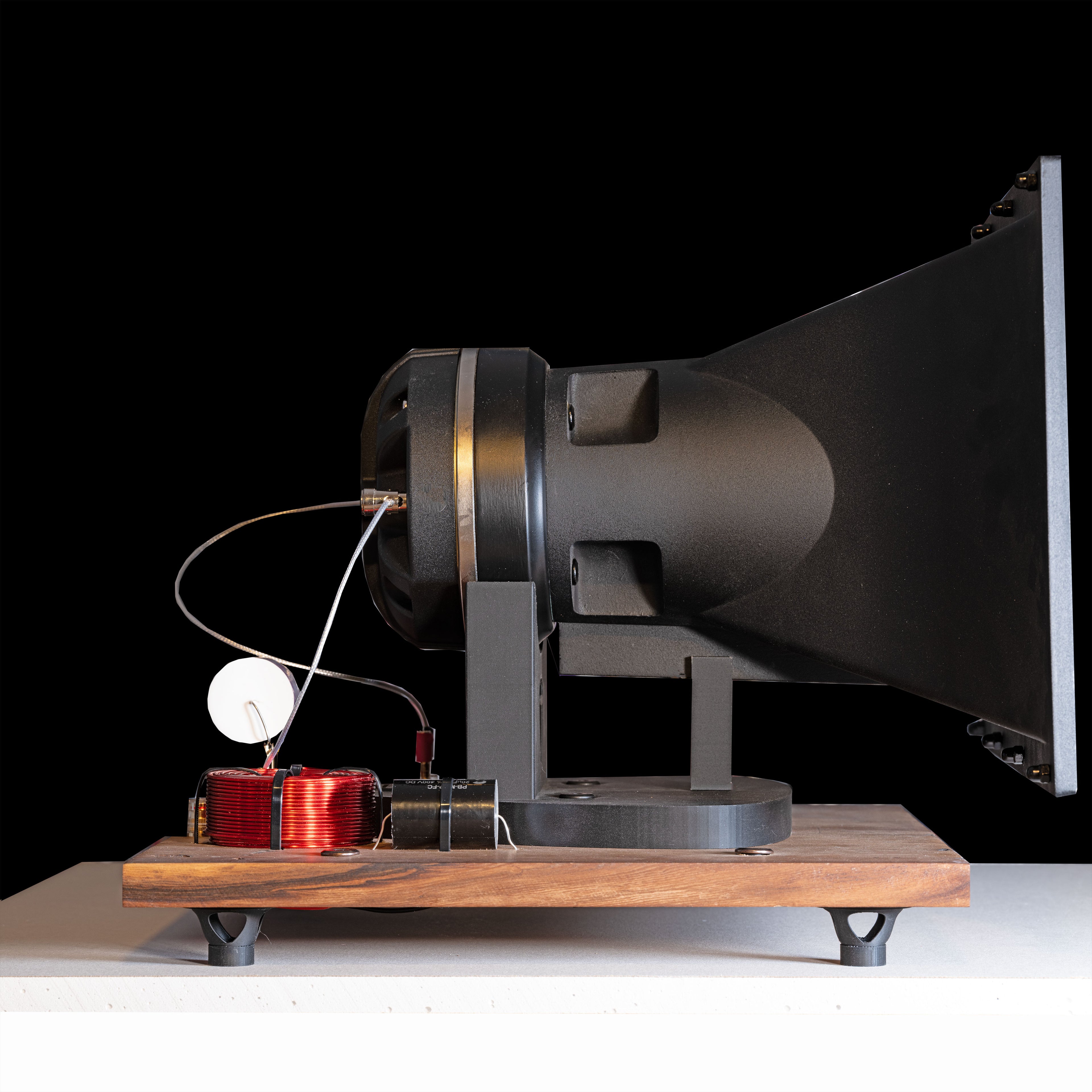 Magnum Large Horn Engine With Continuum Crossover  - pair